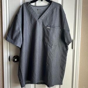Men’s FIGS Leon scrub top